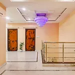 Hotel O Royal Stay Near Mantra Mall